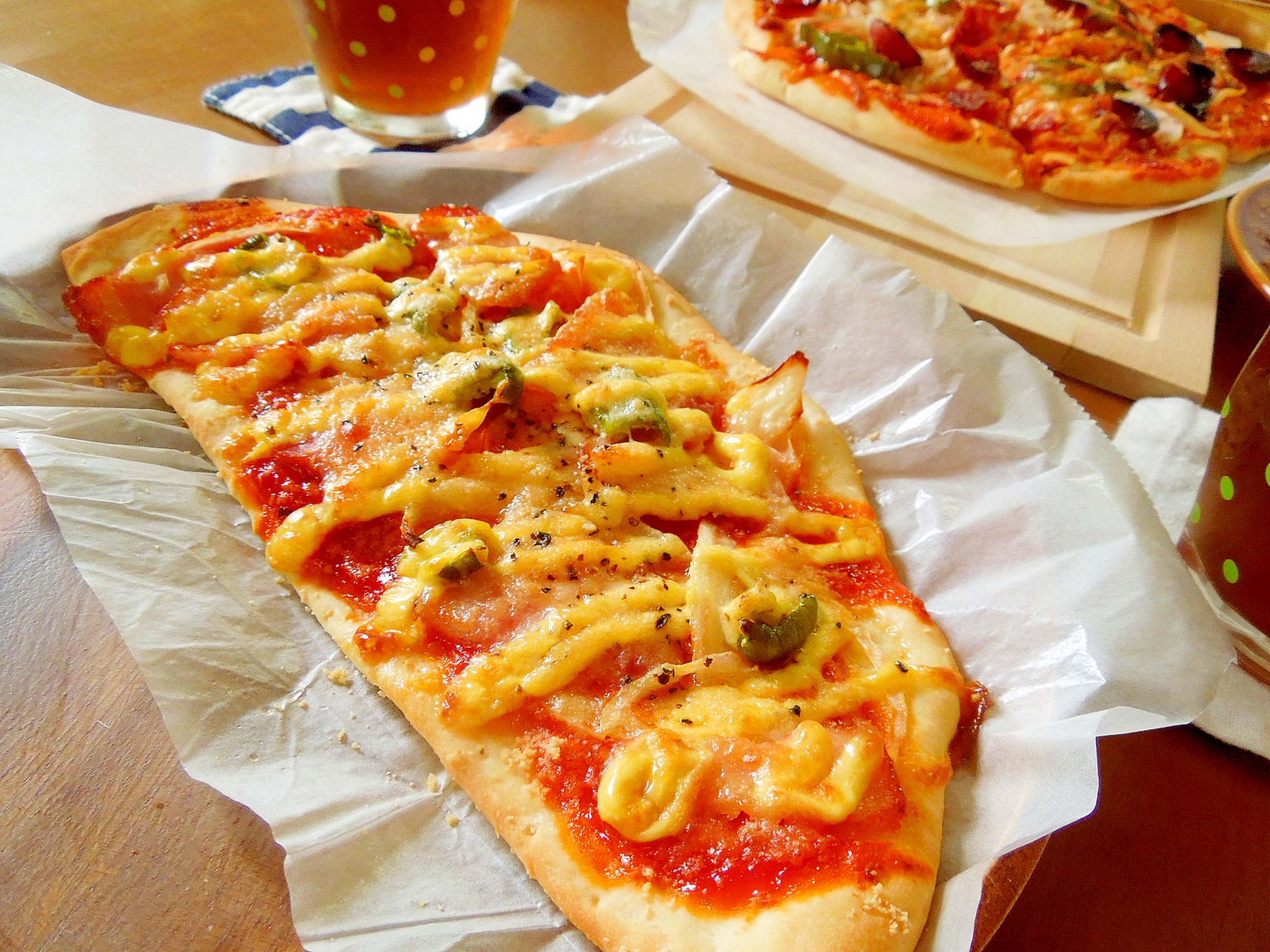 チーズのコク☆ベーコンとマヨパルメザンチーズのピザ
