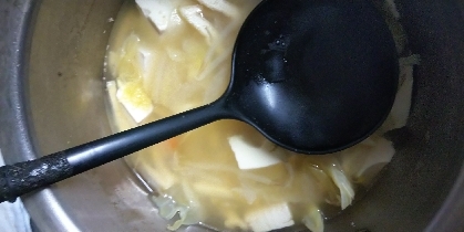 豆腐白菜の味噌汁