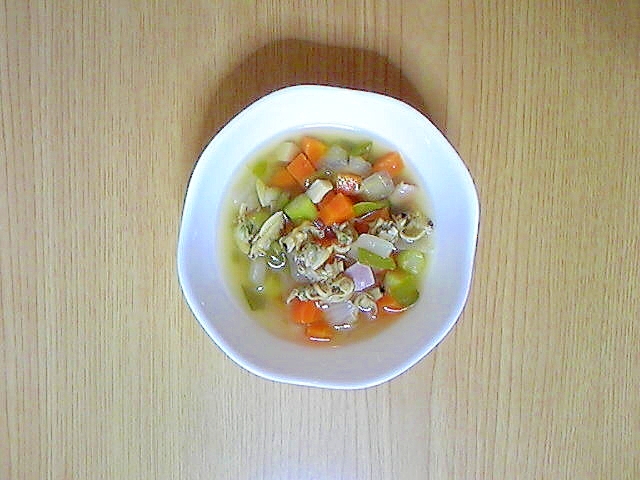 あさりと野菜のスープ
