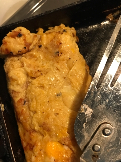お弁当レシピ♪鮭フレークと青ネギの卵焼き
