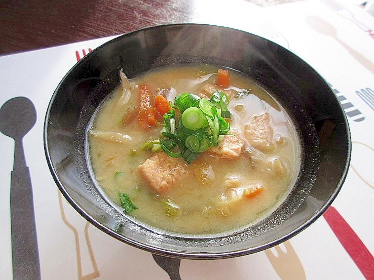 鮭の酒粕味噌汁