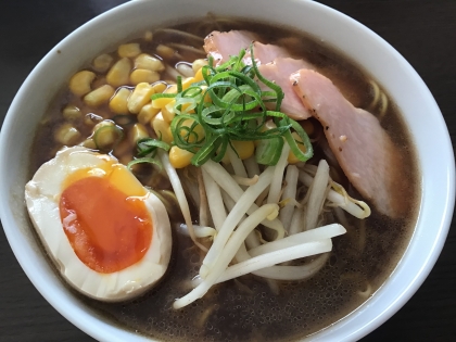 野菜たっぷり！コーンみそラーメン