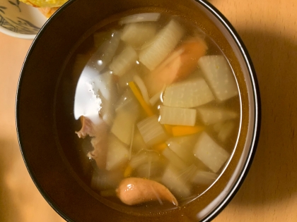 温まるスープでした。肌寒い日に飲みたくなります。