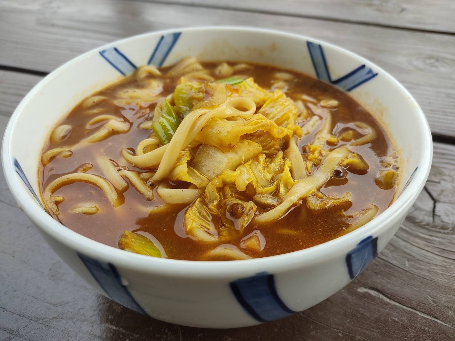 野菜1種類とレトルトカレーde☆満足カレーうどん