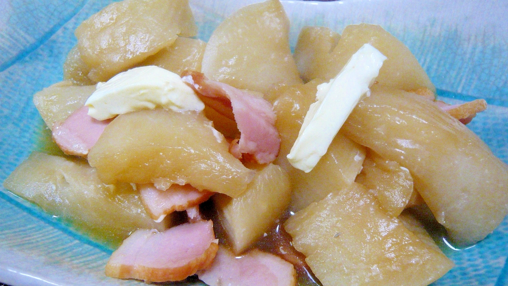 ♥ 聖護院大根&ベーコン&チーズの煮物 ♥