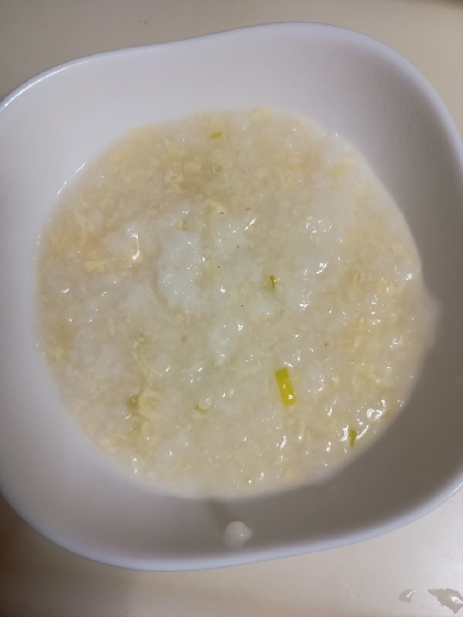 酒飲んだ後の〆に☆白だしで卵と梅干しのお粥さん☆