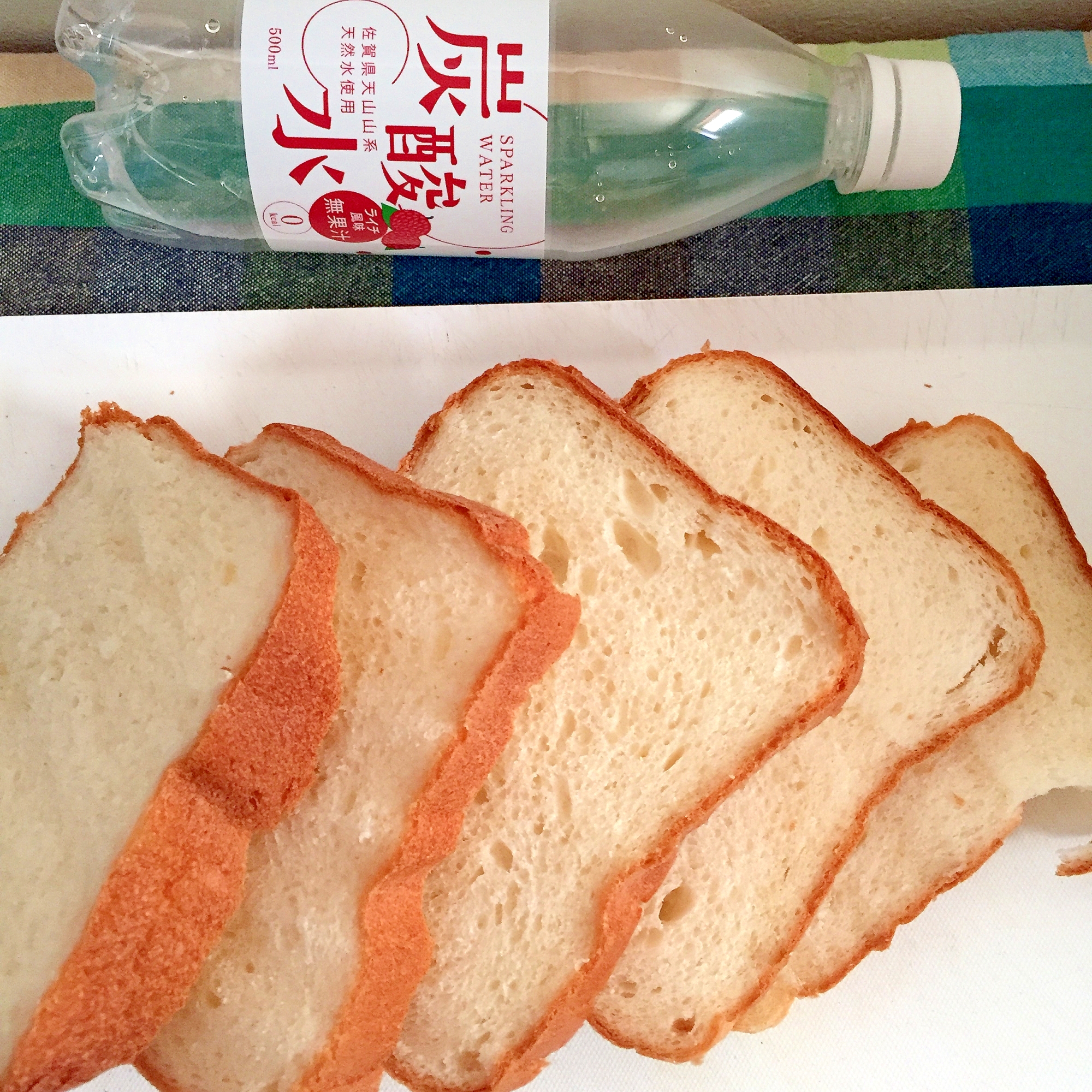 HBで!炭酸水入りの食パン★