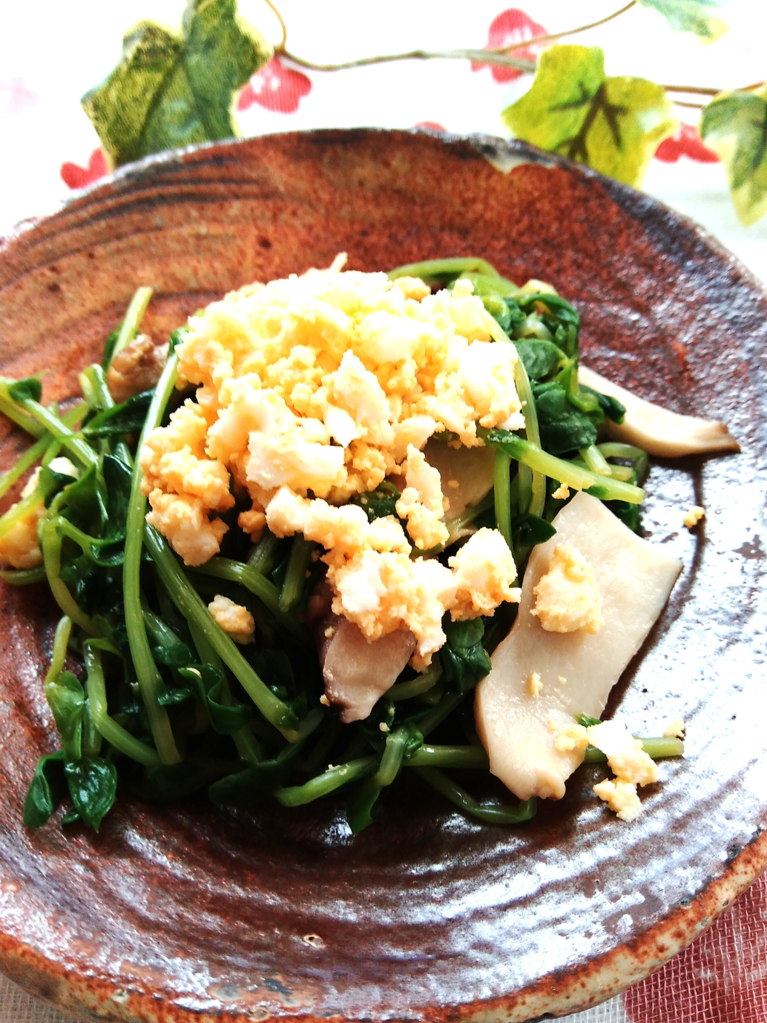 簡単！！豆苗とエリンギ☆ポン酢和え