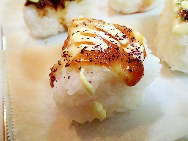 ＣＯで　チーズとゆず味噌とゆかりの焼きおにぎり