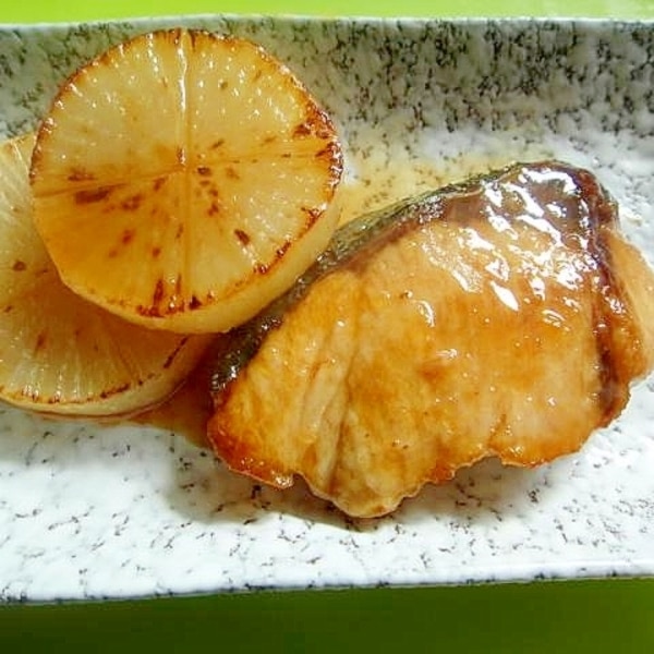 ブリと焼き大根の照り焼き レシピ 作り方 By Mint74 楽天レシピ ブリと焼き大根の照り焼き レシピ 作り方 By Mint74 楽天レシピ