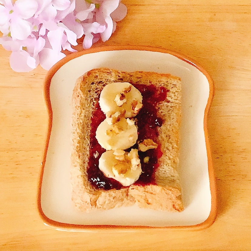 バナナくるみブルーベリージャム♪トースト