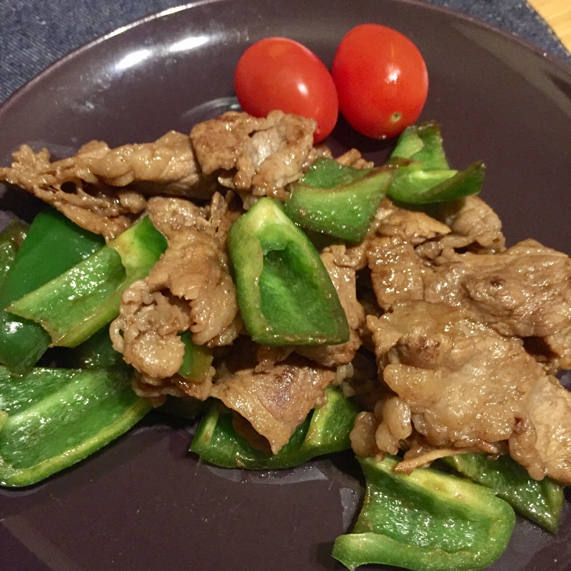 牛肉とピーマンの簡単醤油炒め