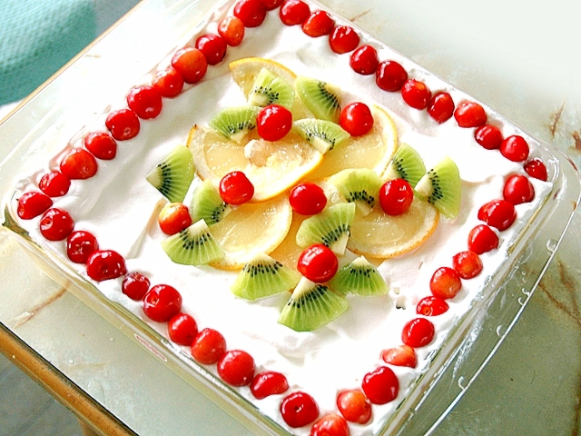 イワキのケーキ型で!フルーツたっぷりスコップケーキ