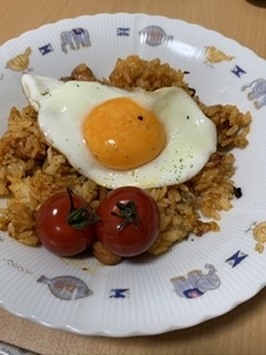 1人のお昼にぴったりケチャップ丼