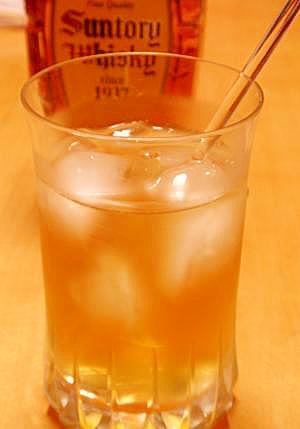 ウイスキーもカクテル風に アップルジュース割り レシピ 作り方 By ライム2141 楽天レシピ