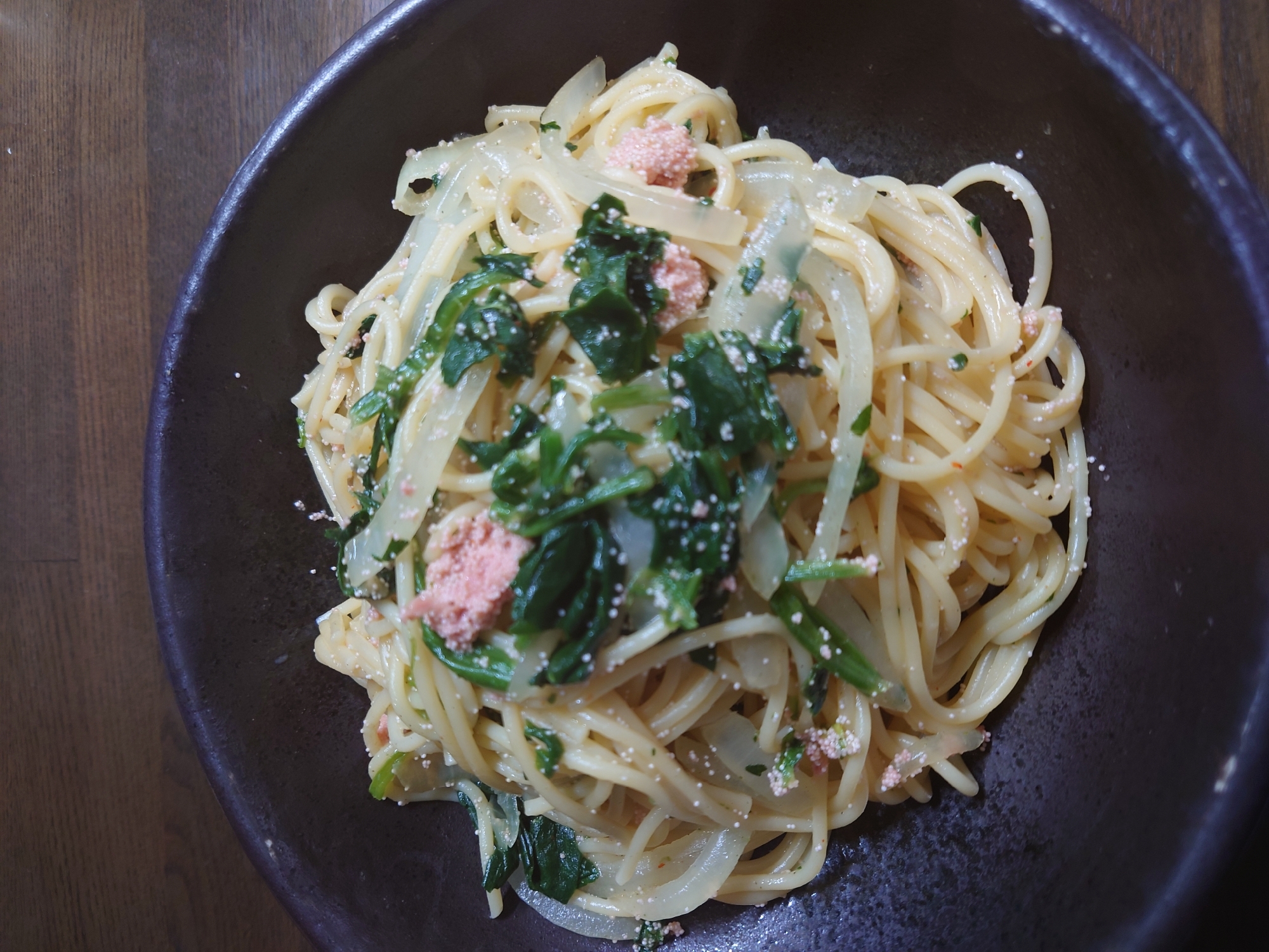 ちゃちゃっと簡単美味しいほうれん草と明太子のパスタ