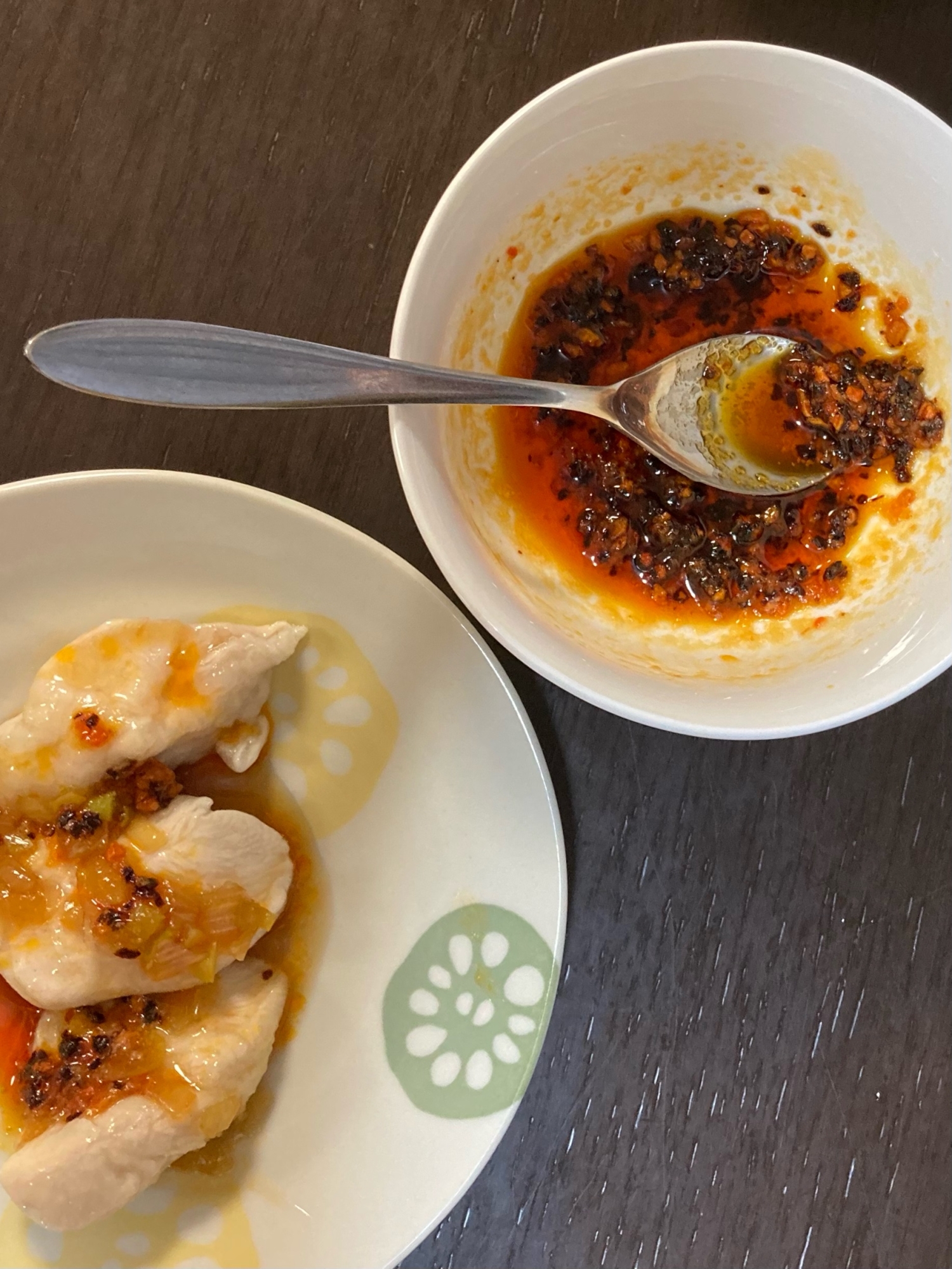 ささみ肉で水晶鶏!辛味タレ添え