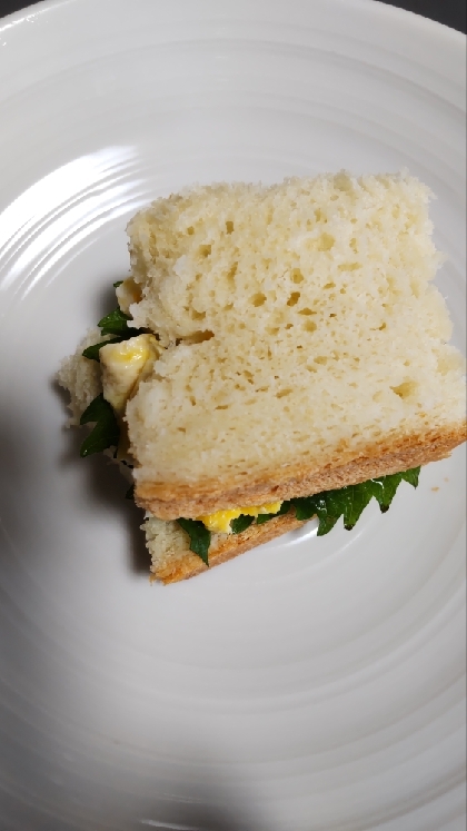 スクランブルエッグ大葉サンド✧˖°