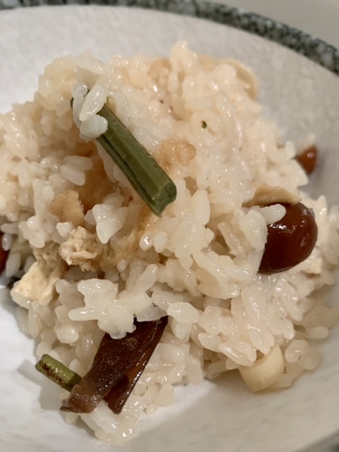 土鍋で山菜炊き込みご飯 レシピ 作り方 By Something Beautiful 楽天レシピ