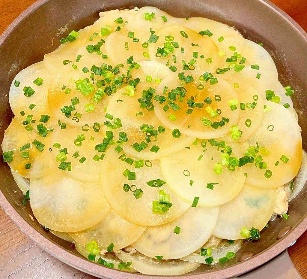 丸ごと1本！大根と豚挽き肉の重ね煮