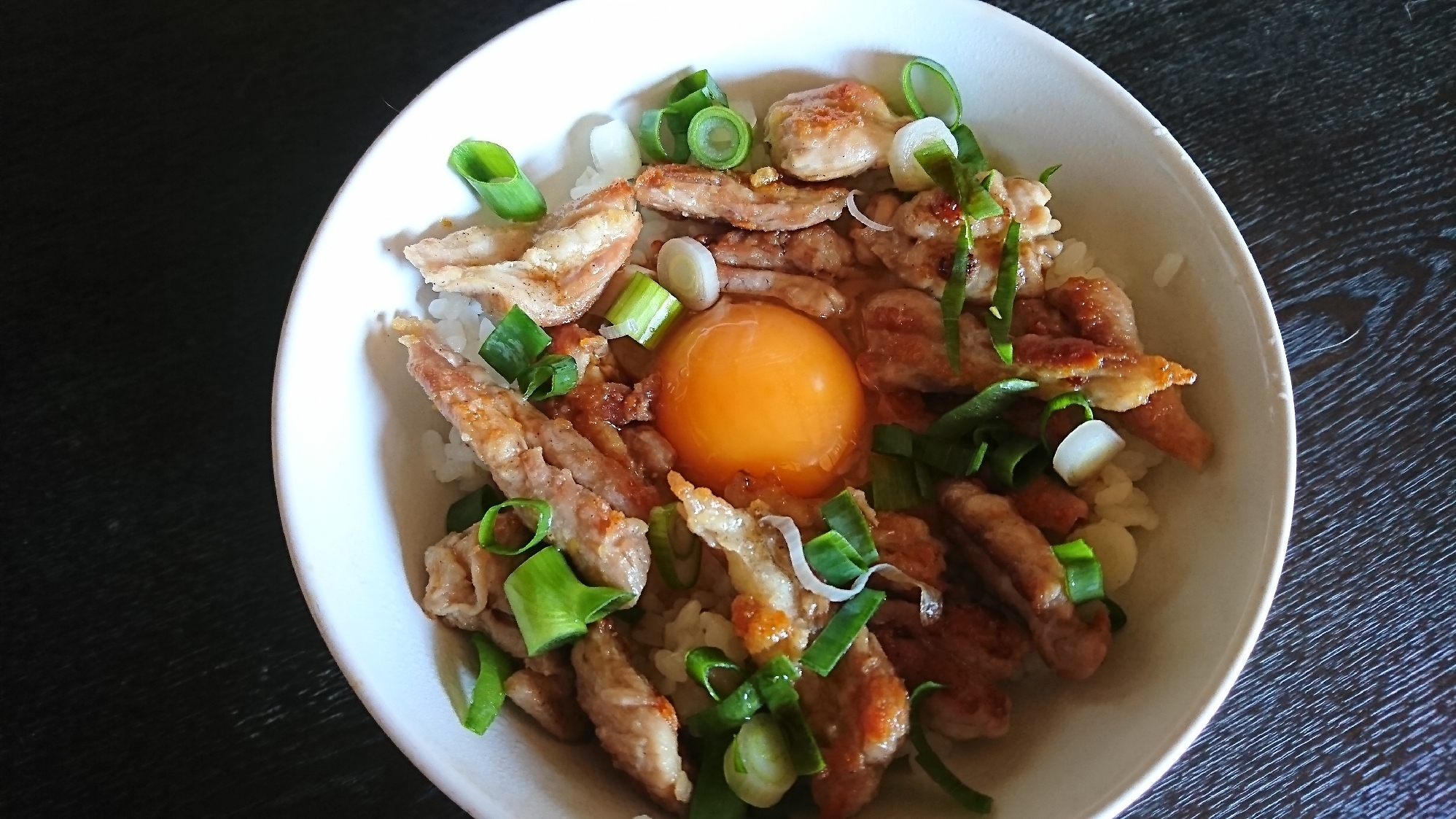 せせり丼