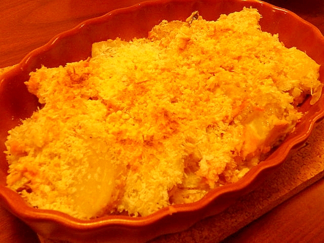 鮭のあらで じゃがいもと鮭のパン粉焼き レシピ 作り方 By めい 楽天レシピ 鮭のあらで じゃがいもと鮭のパン粉焼き レシピ 作り方 By めい 楽天レシピ