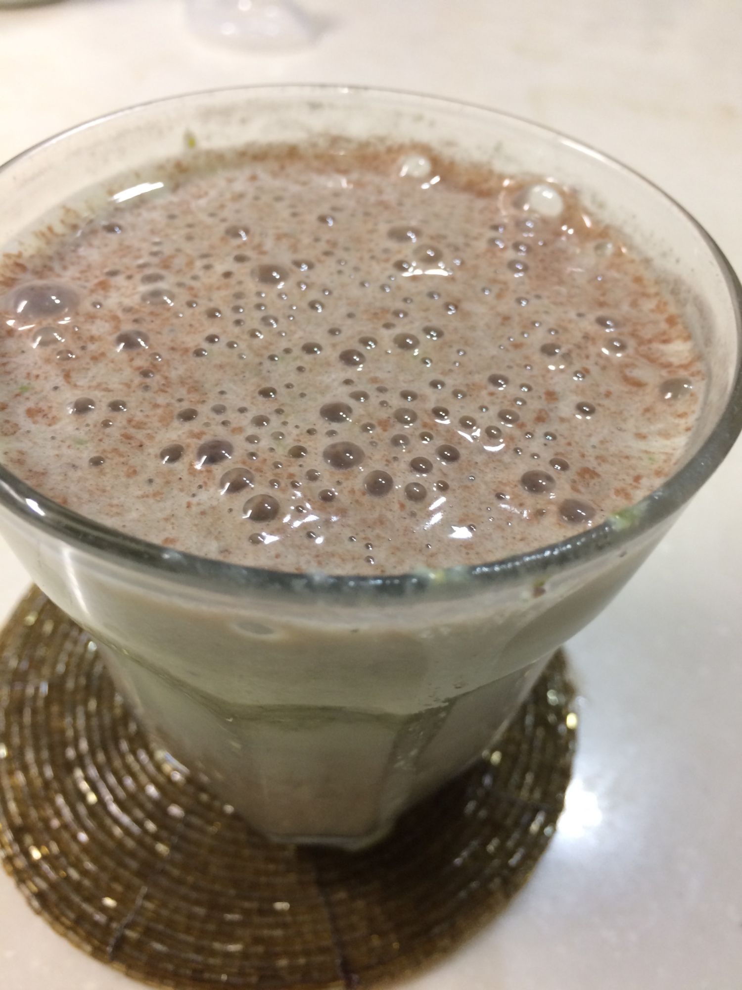 ケールとバナナと豆乳のココアフローズンスムージー