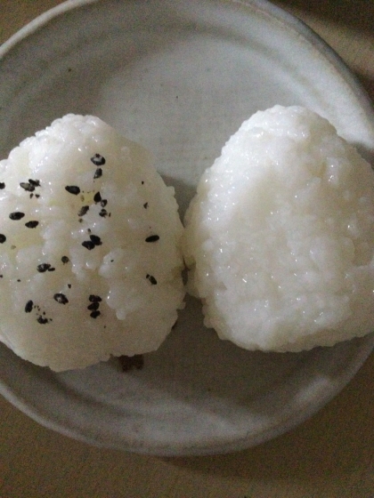 炒め玉ねぎのおにぎり弁当