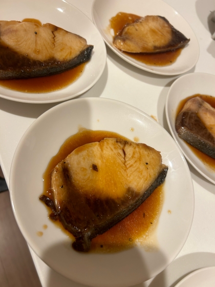 フライパンで焼くぶりの照り焼き♪