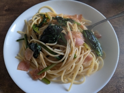 いつものランチが、贅沢感ある美味しいランチになりました。ほうれん草とベーコンって食欲そそりますね。レシピありがとうございます！