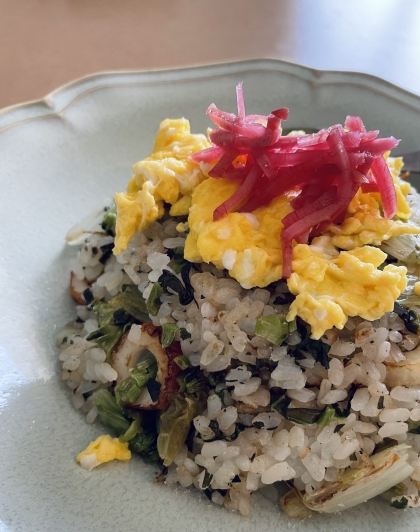 大根の葉とちくわの炒飯✿