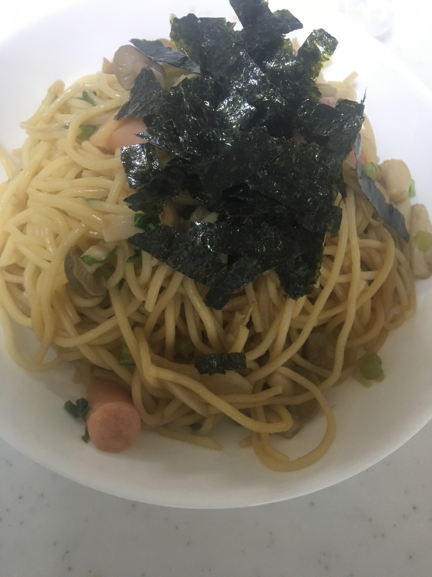 魚肉ソとキノコと大根の葉っぱの和風パスタ(^ ^)