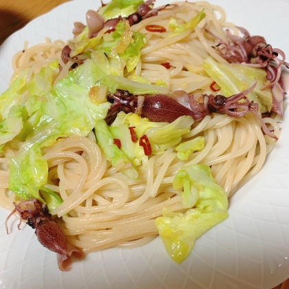 ホタルイカとキャベツのバター醤油パスタ