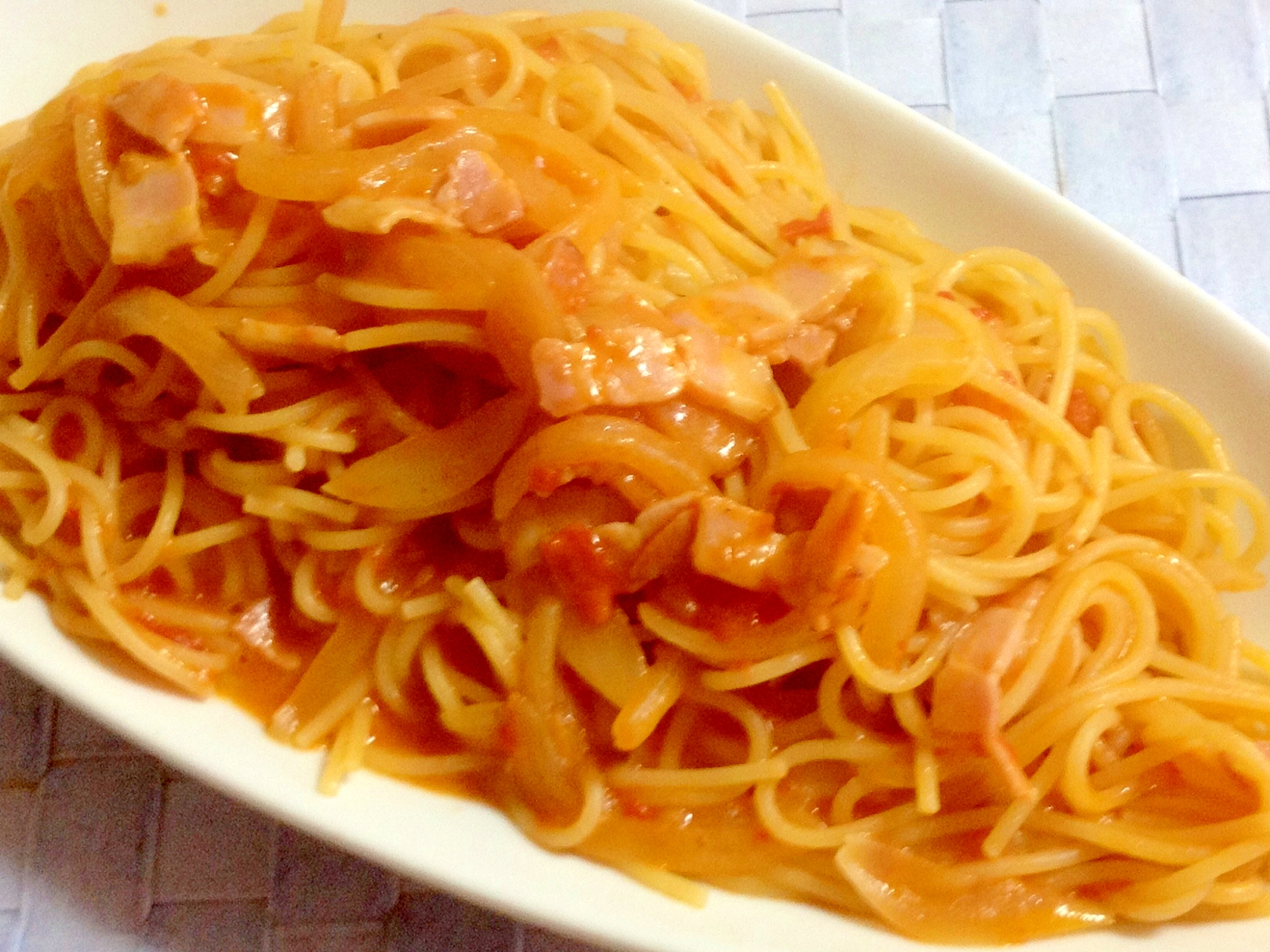 スライスチーズでかんたん♪トマトクリームスパゲティ