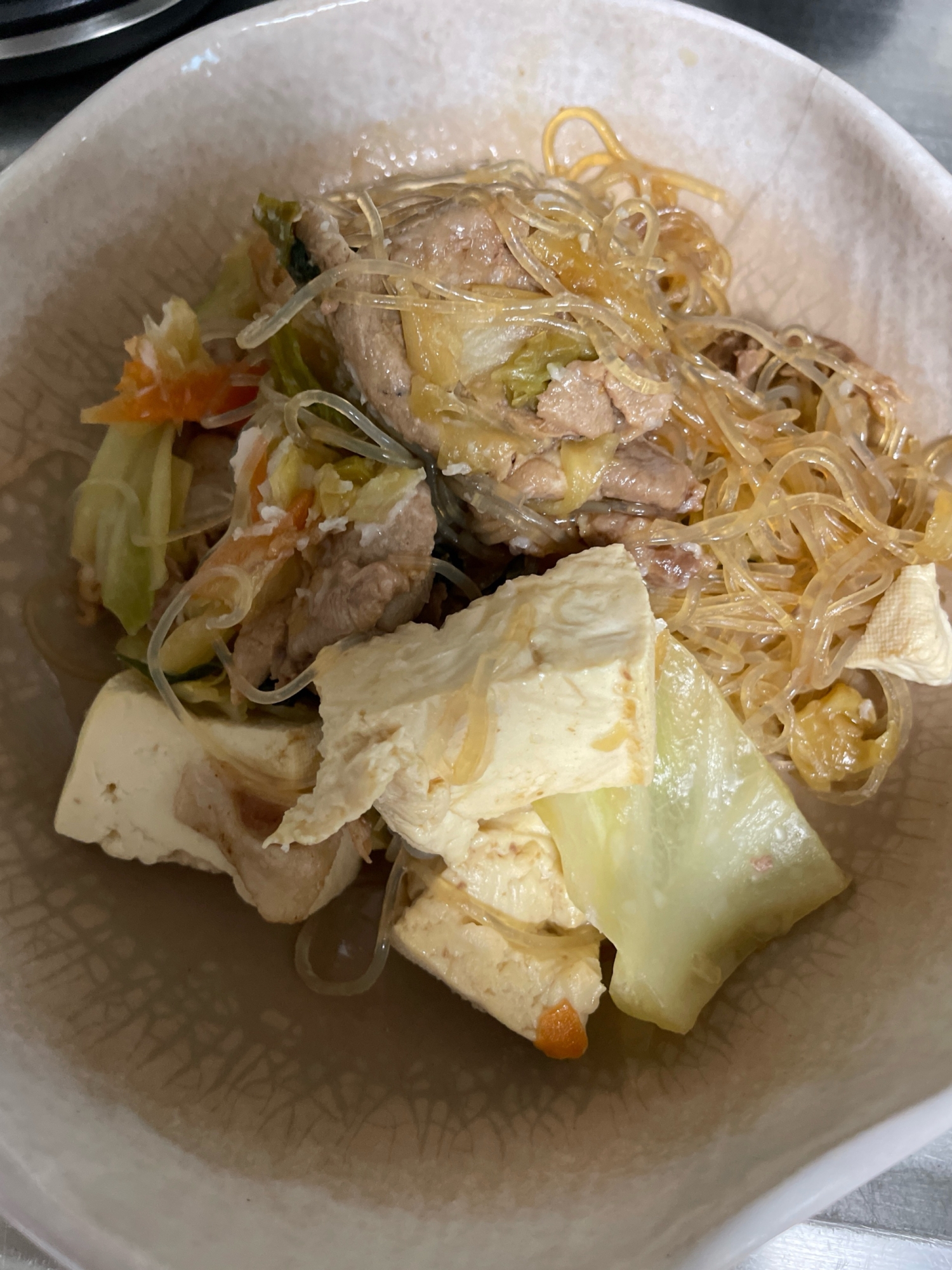 豚肉木綿豆腐キャベツ春雨の炒め物(すき焼きのたれ