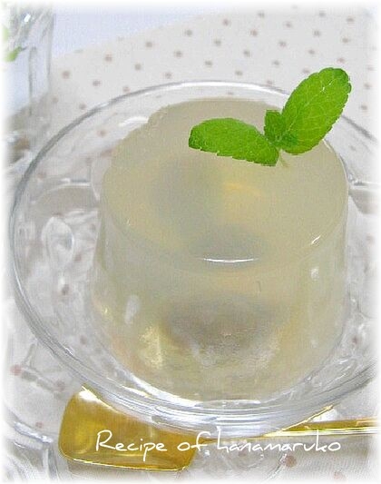 冷たくてほんのり甘~い!梅寒天ゼリー☆