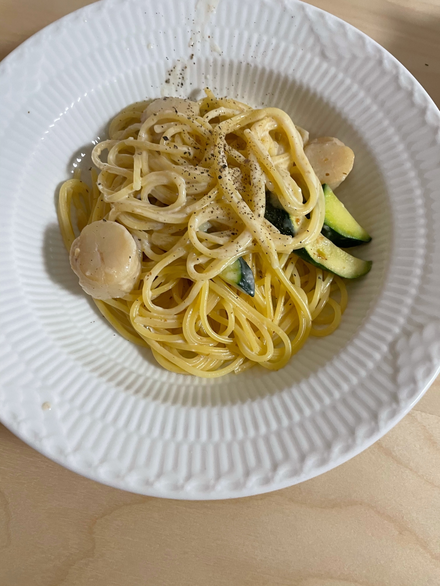 ホタテズッキーニのクリームパスタ