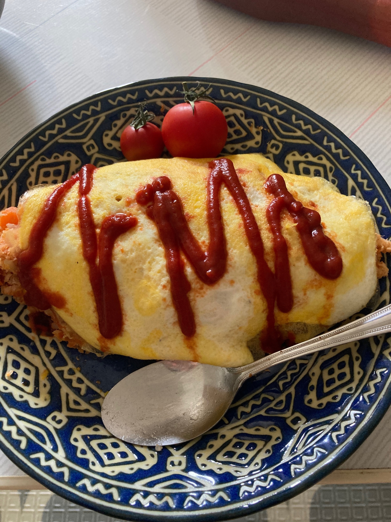おから入りケチャップライスでヘルシーオムライス
