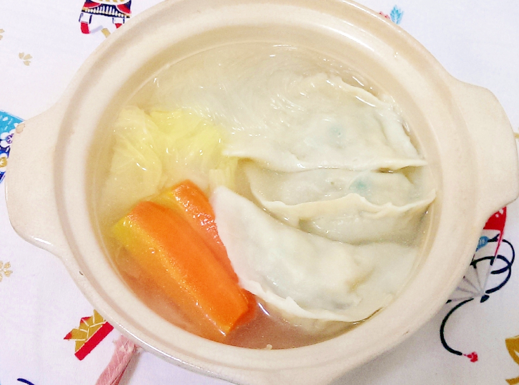 ひとり水餃子鍋 レシピ 作り方 By けいちゃん088 楽天レシピ