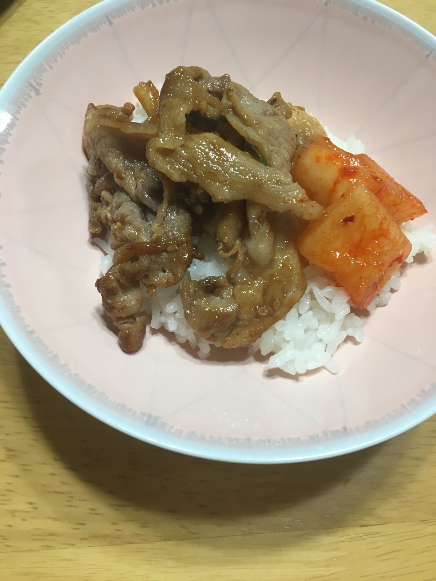 大根キムチ添え♡豚肉の焼肉丼(^^)