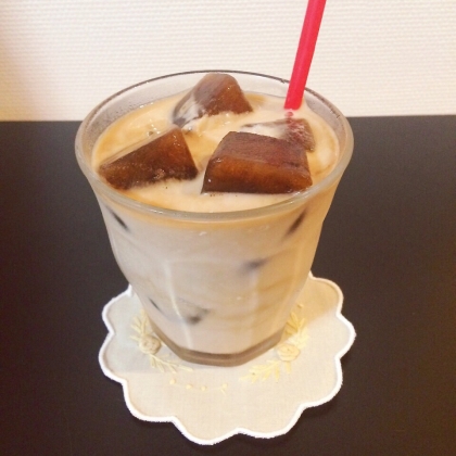 ☆*:・カフェ気分で☆コーヒー氷入りの豆乳☆*:・