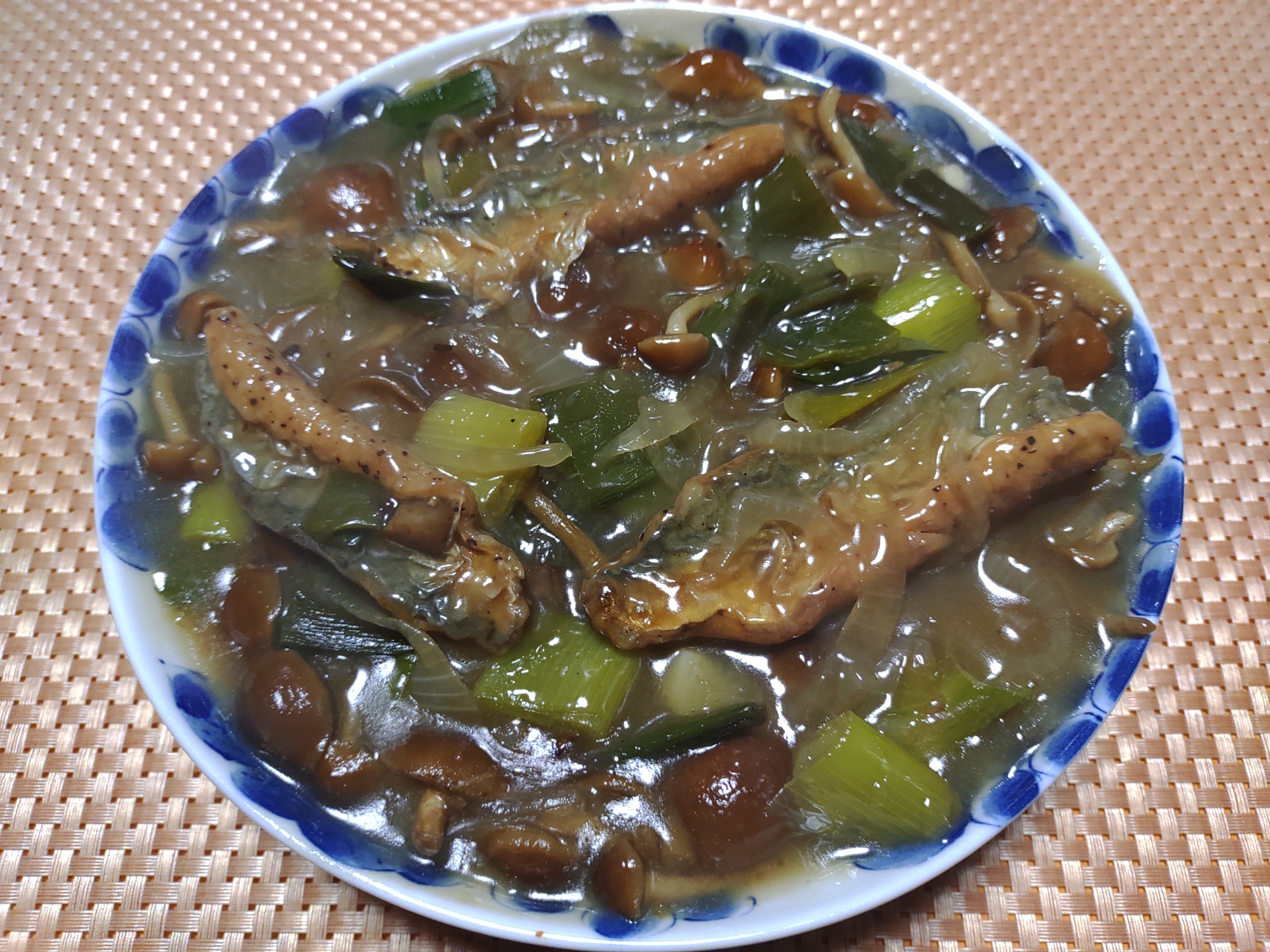 なめことチンゲン菜の鯵餡掛け