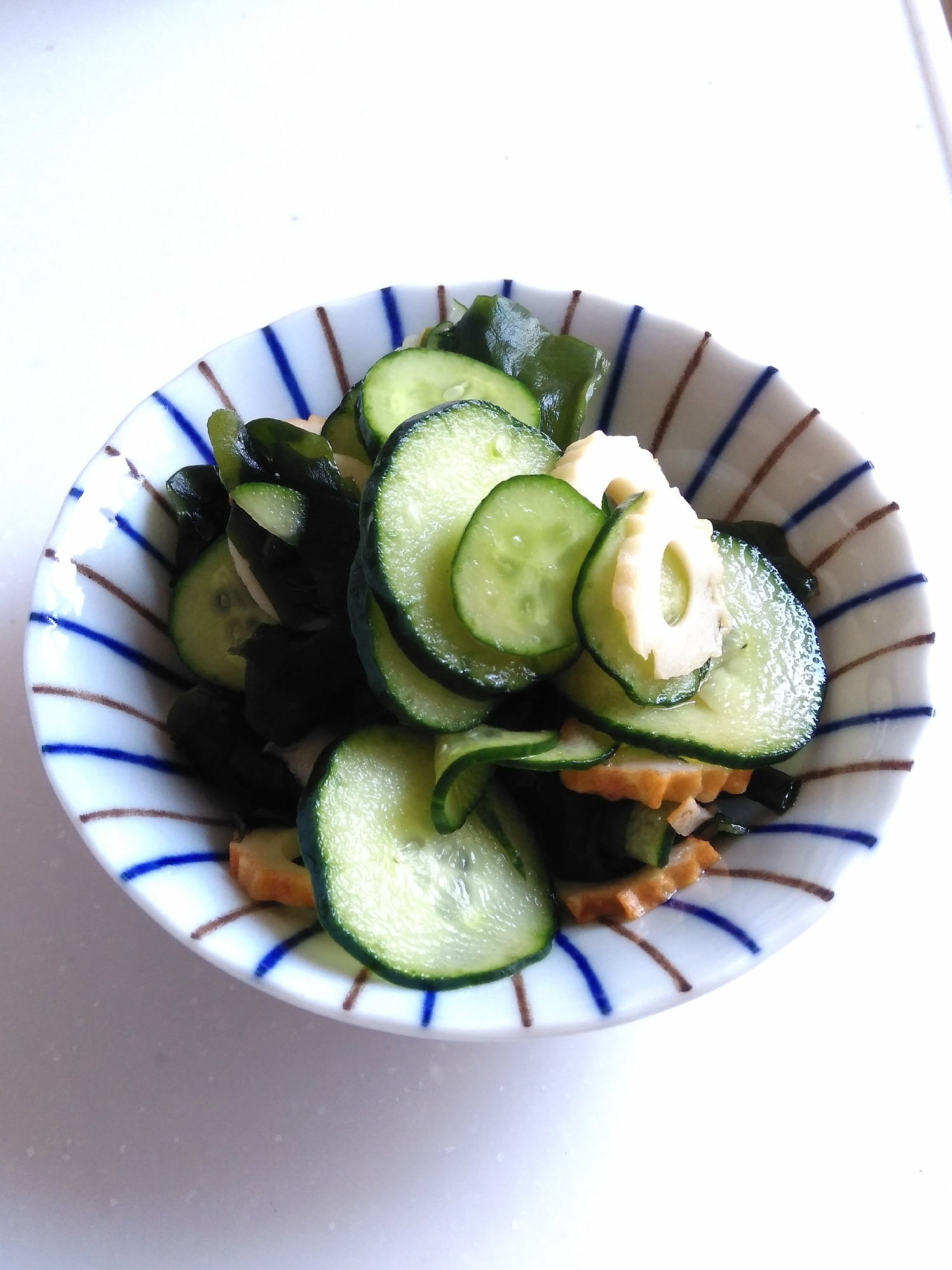 （学校給食）きゅうりとちくわの酢の物