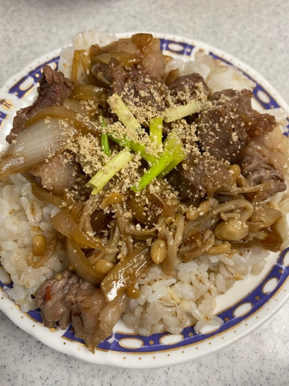 参考にしました♪味付けに残っていた焼き肉のタレを使いました^ ^ご馳走さまです⭐︎