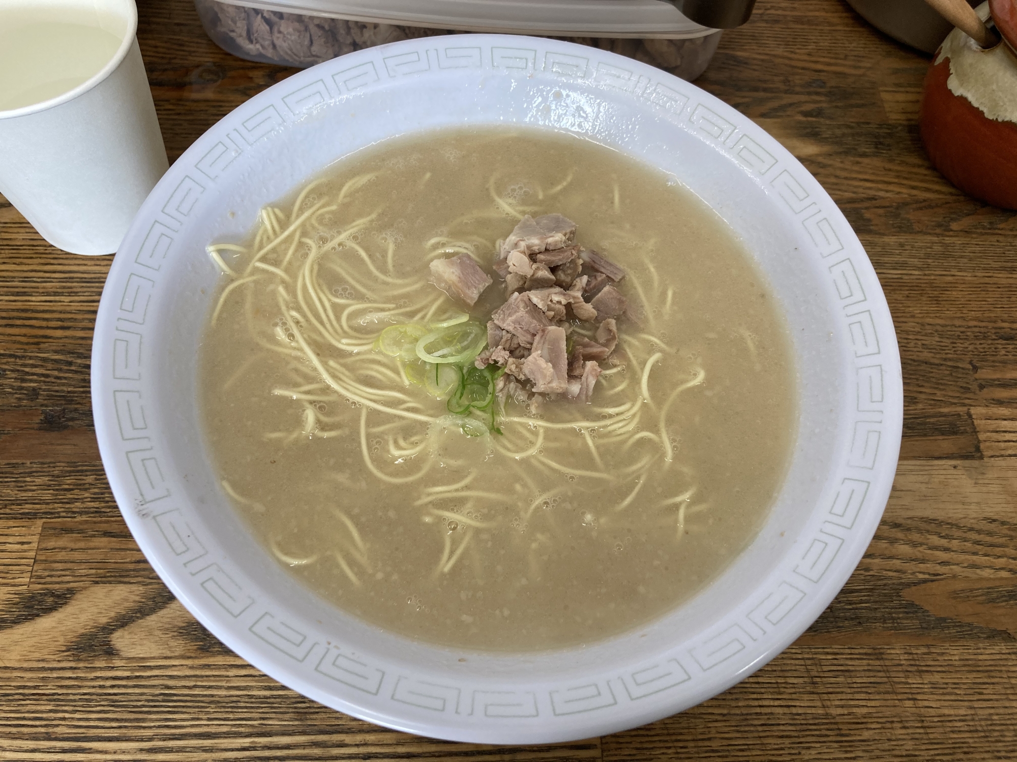 福岡　白野江　丸拳豚骨持ち帰りラーメン