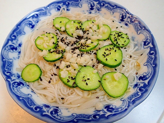 レンジで　野菜たっぷりにゅう麺♪