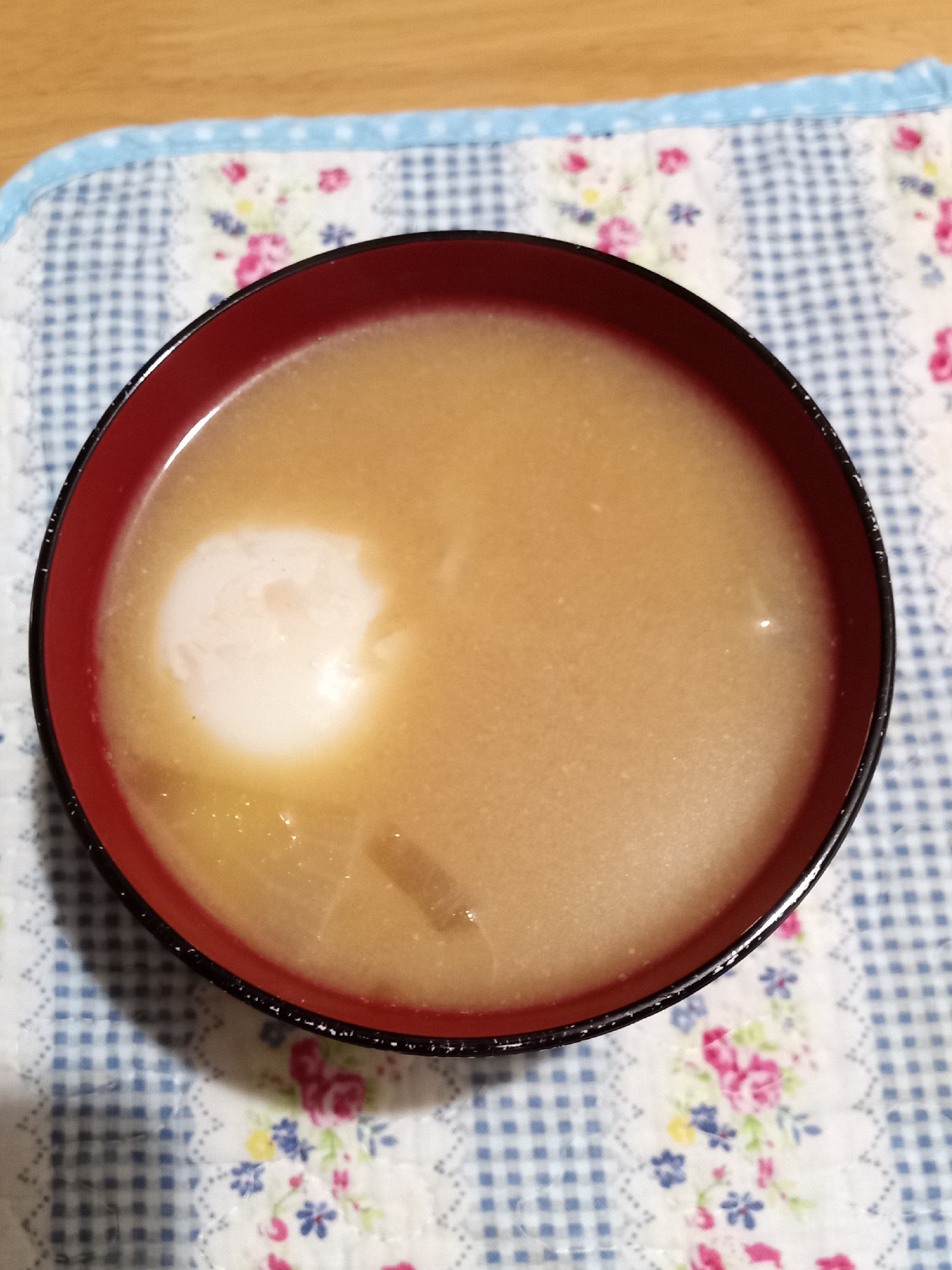 温泉たまご入りの味噌汁♪