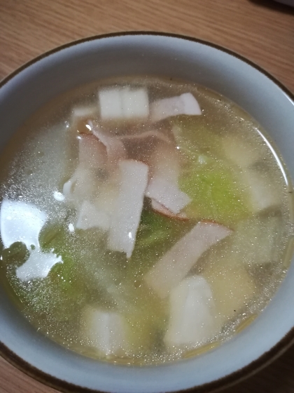 豆腐・白菜・人参・ベーコンのスープ（ウエィパー）