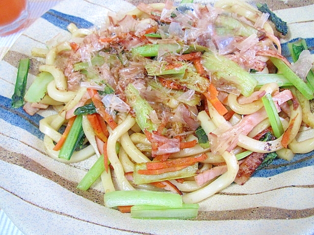 小松菜の焼きうどん~主婦のランチ