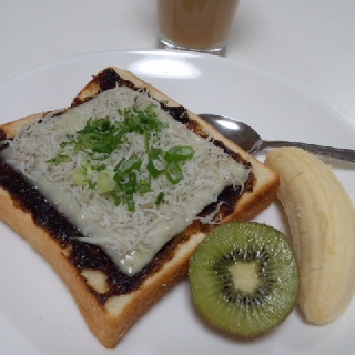 さくらん厨房。さん、おはようございます♪主人が一口食べて「これは美味しいねぇ～」と喜んで完食☆
どうやら我が家の定番になりそう。お世話になりました♪*^^*